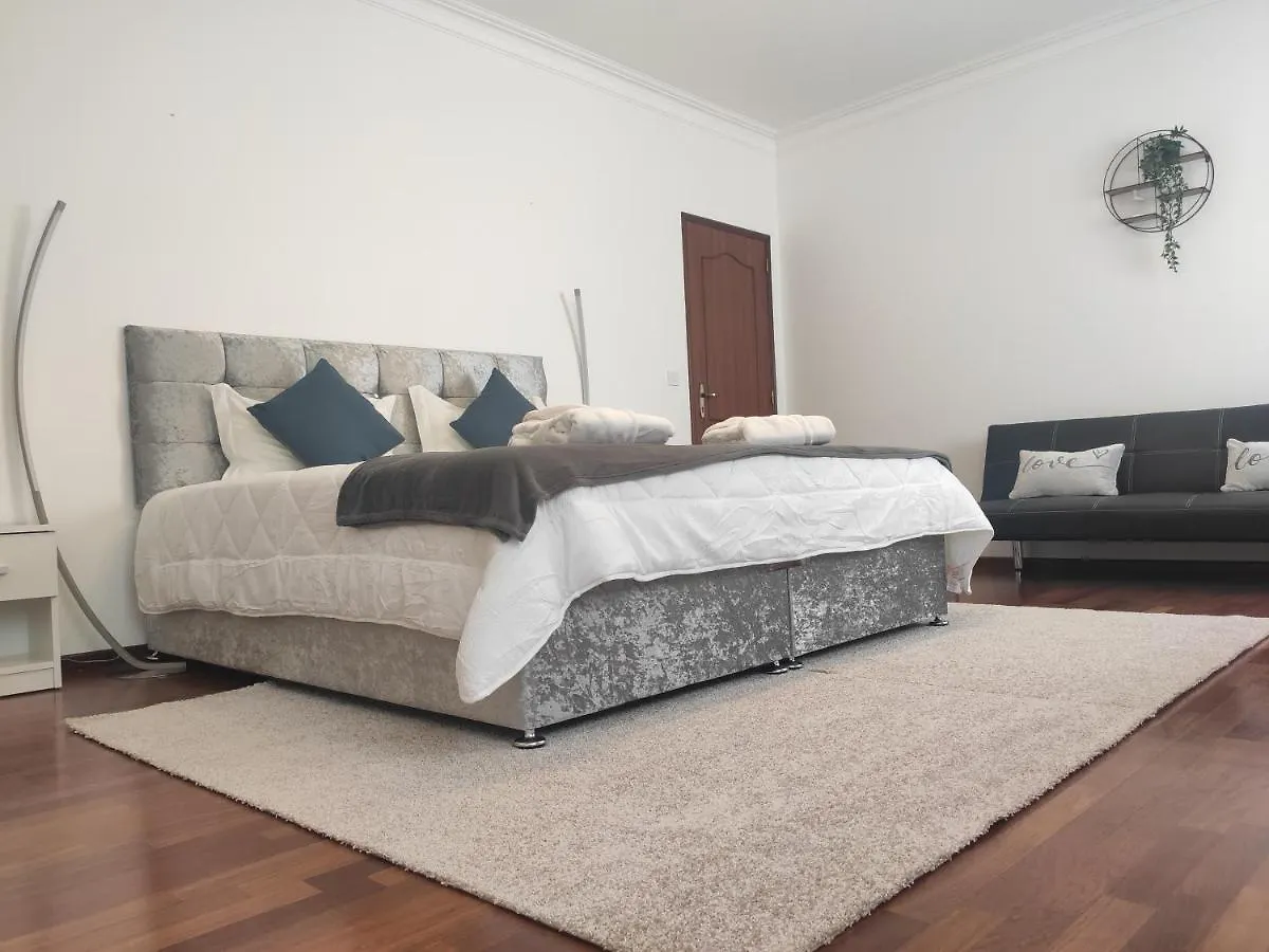 Enchanted Villa Tavira Guest house