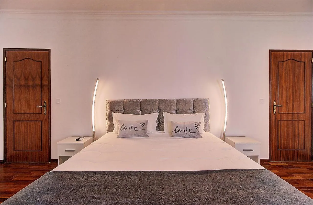 Enchanted Villa Tavira 0*,